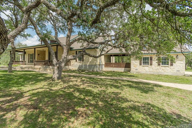 145 County Road 2725, Mico, TX 78056