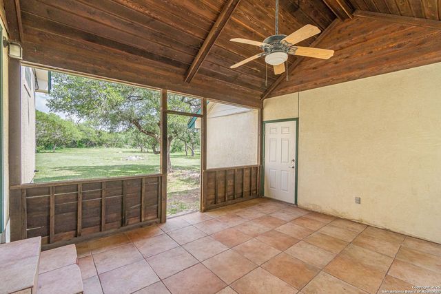145 County Road 2725, Mico, TX 78056