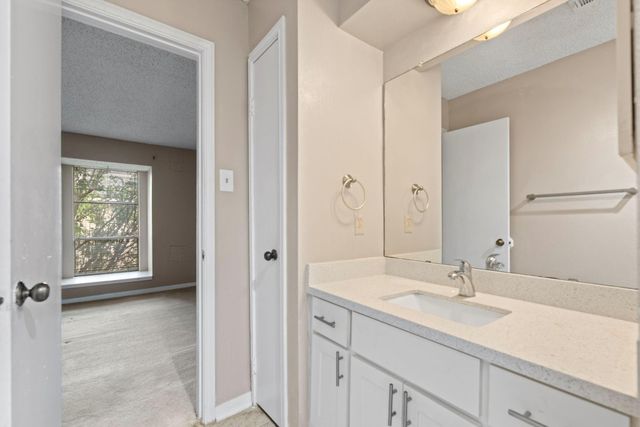 7939 Kendalia Drive, Houston, TX 77036