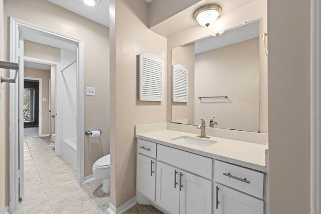 7939 Kendalia Drive, Houston, TX 77036