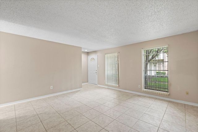 7939 Kendalia Drive, Houston, TX 77036