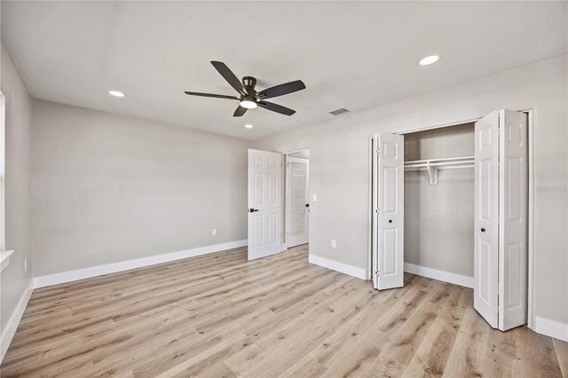 2770 WOOD STREET, Sarasota, FL 34237