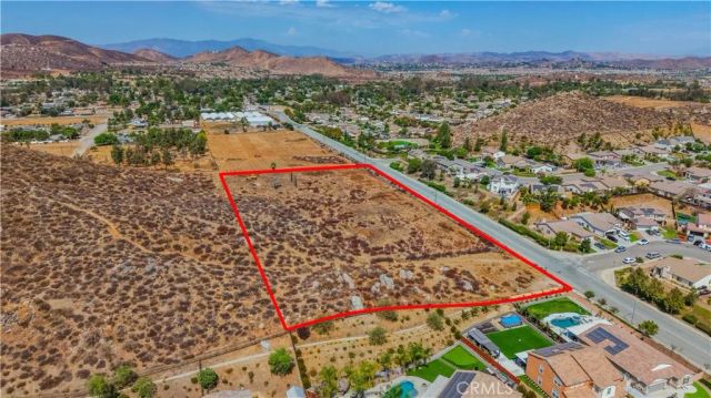 26259 Corson, Menifee, CA 92584