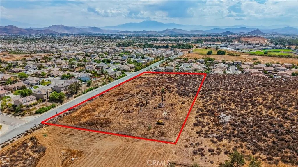 26259 Corson, Menifee, CA 92584