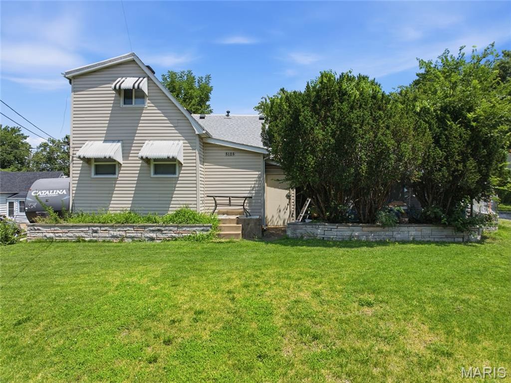 5125 Lode Avenue, Unincorporated, MO 63123