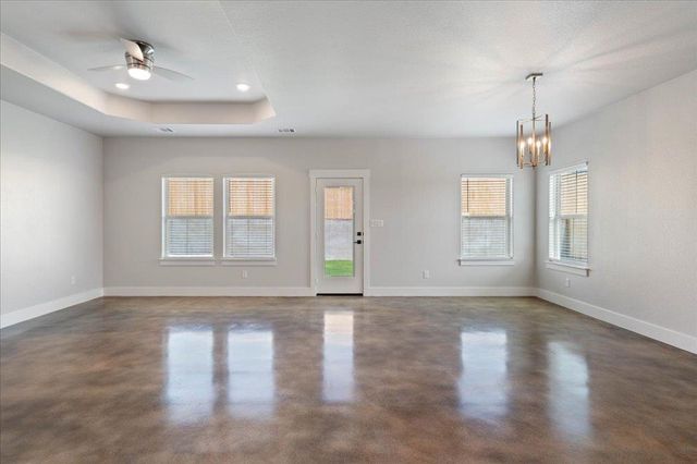 223 Timberline DR, Burnet, TX 78611