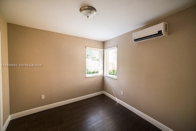 500 SW 9th Ave 9, Miami, FL 33130