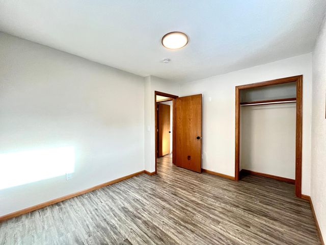 926 N Aurdal Avenue, Fergus Falls, MN 56537