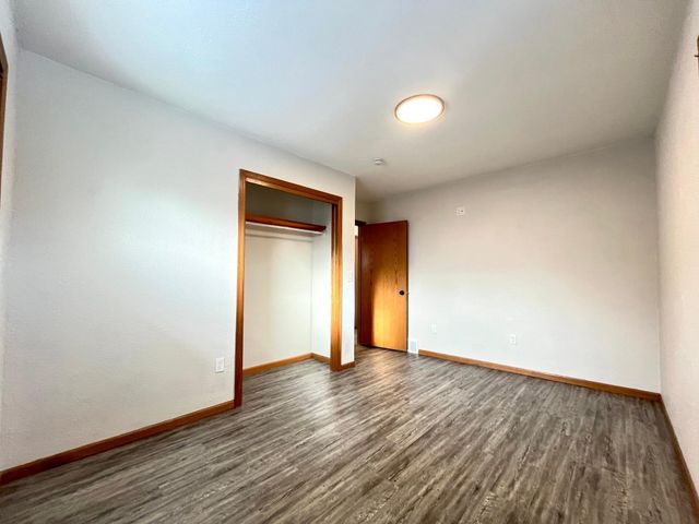 926 N Aurdal Avenue, Fergus Falls, MN 56537