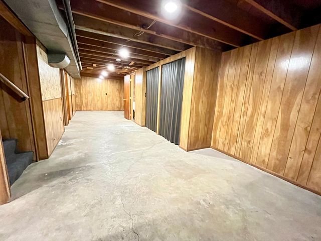 926 N Aurdal Avenue, Fergus Falls, MN 56537