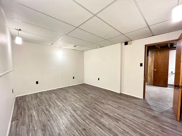 926 N Aurdal Avenue, Fergus Falls, MN 56537