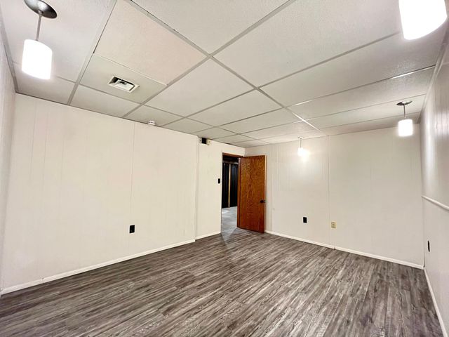 926 N Aurdal Avenue, Fergus Falls, MN 56537