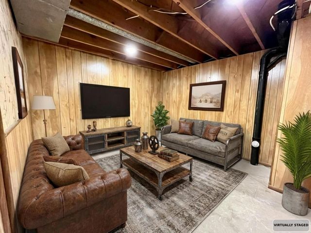 926 N Aurdal Avenue, Fergus Falls, MN 56537