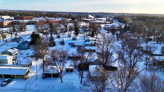 926 N Aurdal Avenue, Fergus Falls, MN 56537