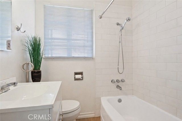 304 E Erna, La Habra, CA 90631