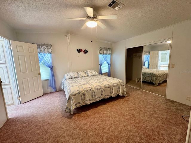 6107 GRAND OAKS DRIVE SE, Winter Haven, FL 33884