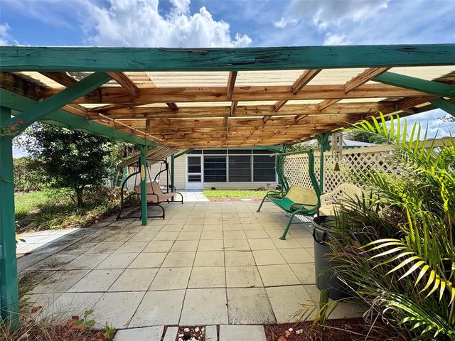 6107 GRAND OAKS DRIVE SE, Winter Haven, FL 33884