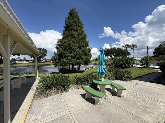 6107 GRAND OAKS DRIVE SE, Winter Haven, FL 33884