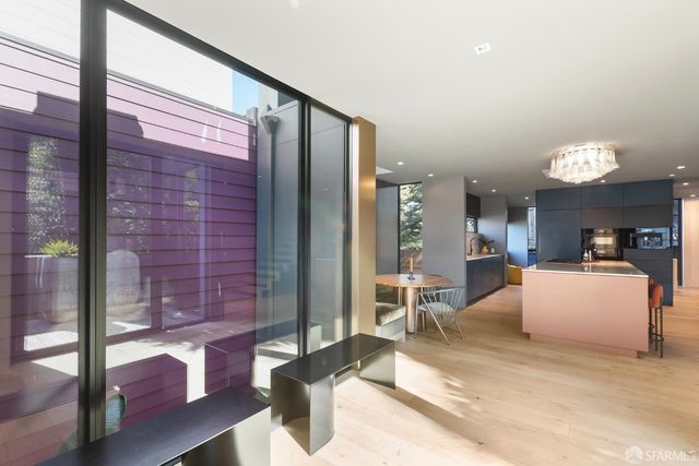 335 Diamond Street, San Francisco, CA 94114