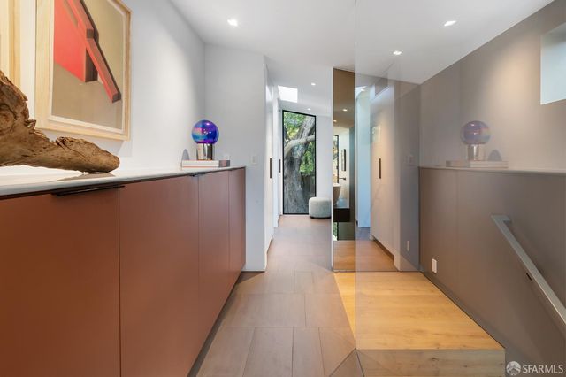 335 Diamond Street, San Francisco, CA 94114