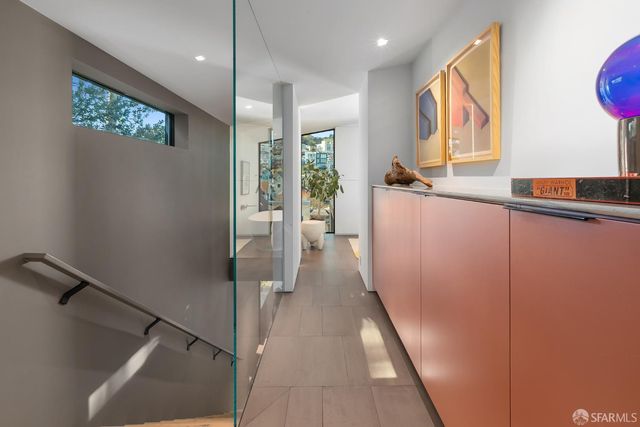 335 Diamond Street, San Francisco, CA 94114