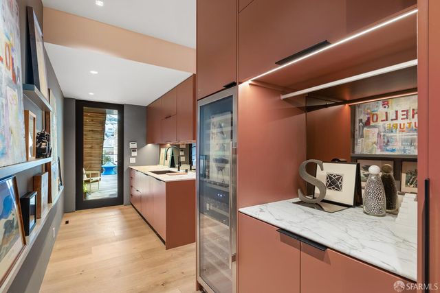 335 Diamond Street, San Francisco, CA 94114