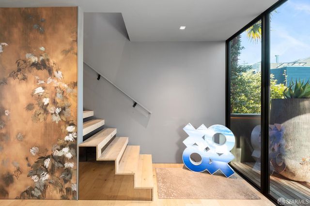 335 Diamond Street, San Francisco, CA 94114