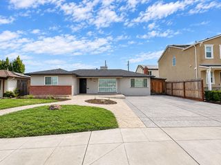 245 Minnewawa Avenue # A, Clovis, CA 93612