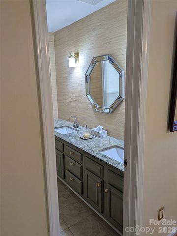 675 Fox Run Lane, Tryon, NC 28782