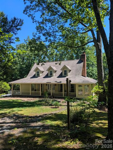 675 Fox Run Lane, Tryon, NC 28782