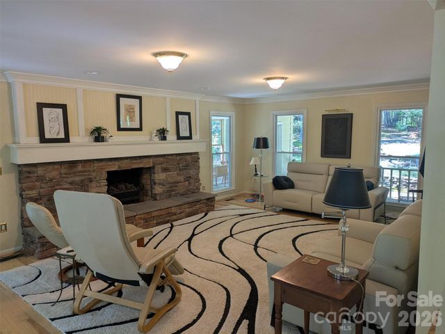 675 Fox Run Lane, Tryon, NC 28782