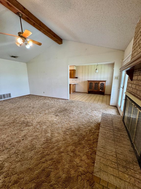 Image 7 of property listing at 1606 Kansas Avenue, San Angelo, TX 76904