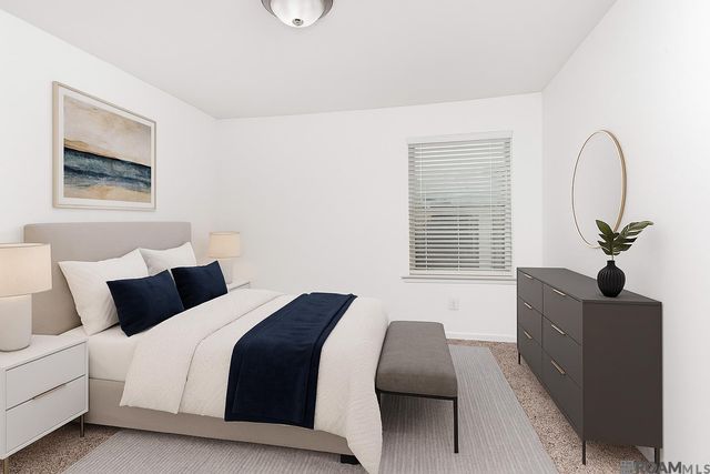 15820 Loussier Dr, Zachary, LA 70791