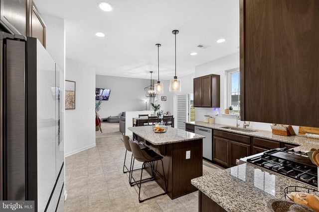 525 CROWN FOREST LN, Felton, DE 19943