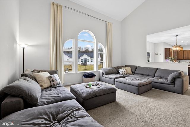 525 CROWN FOREST LN, Felton, DE 19943