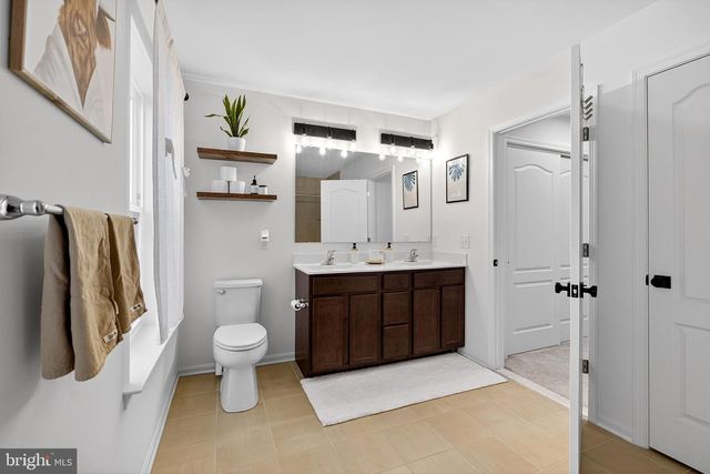 525 CROWN FOREST LN, Felton, DE 19943