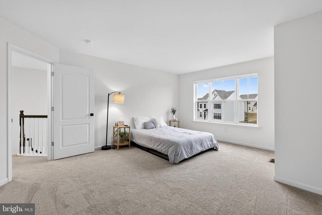 525 CROWN FOREST LN, Felton, DE 19943