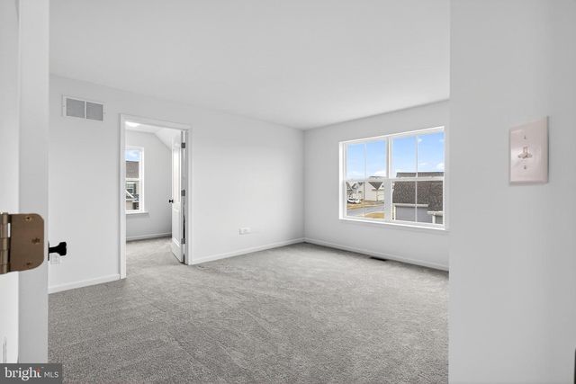 525 CROWN FOREST LN, Felton, DE 19943