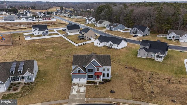 525 CROWN FOREST LN, Felton, DE 19943