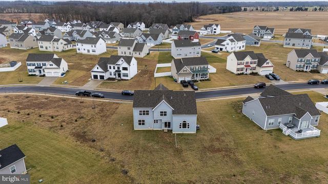 525 CROWN FOREST LN, Felton, DE 19943