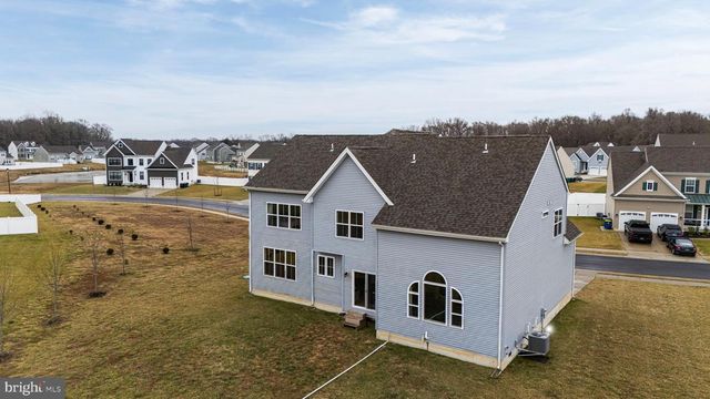 525 CROWN FOREST LN, Felton, DE 19943