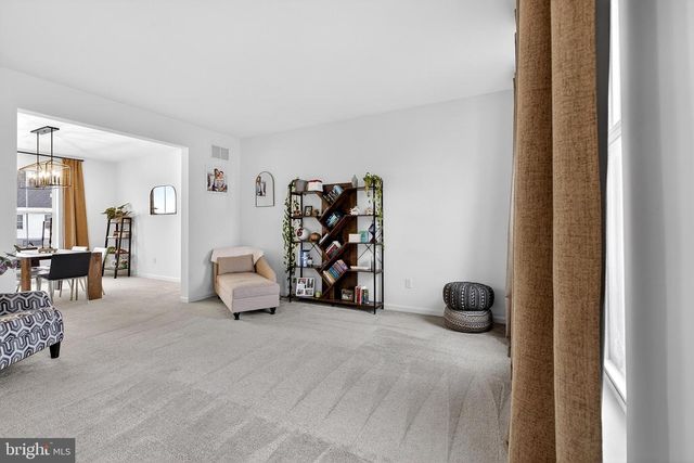 525 CROWN FOREST LN, Felton, DE 19943