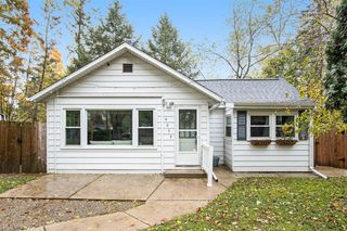 4039 Kent Avenue, Kalamazoo, MI 49008