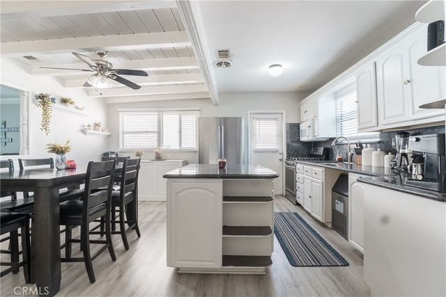 15705 Hayter Ave, Paramount, CA 90723