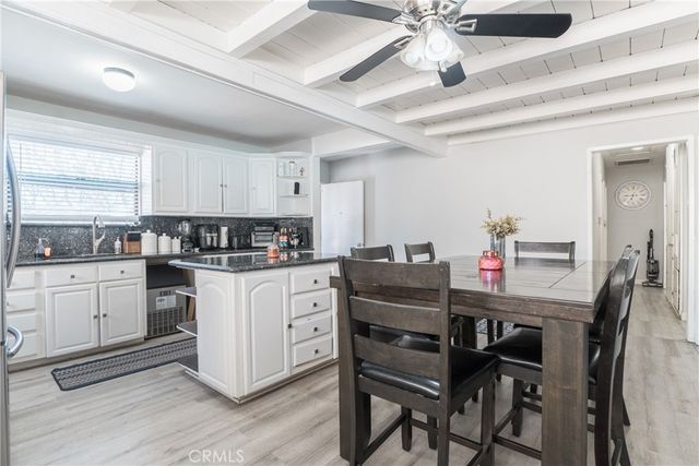 15705 Hayter Ave, Paramount, CA 90723