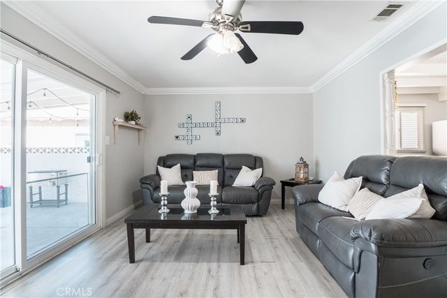 15705 Hayter Ave, Paramount, CA 90723