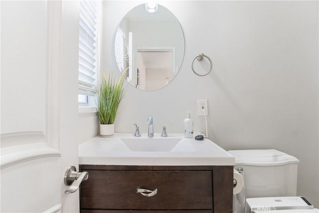 15705 Hayter Ave, Paramount, CA 90723