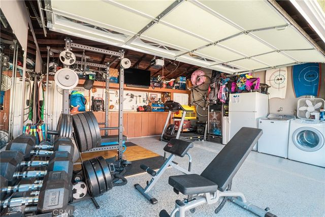 15705 Hayter Ave, Paramount, CA 90723