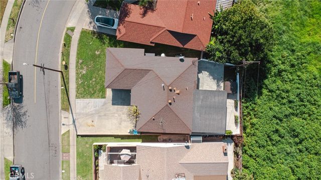 15705 Hayter Ave, Paramount, CA 90723