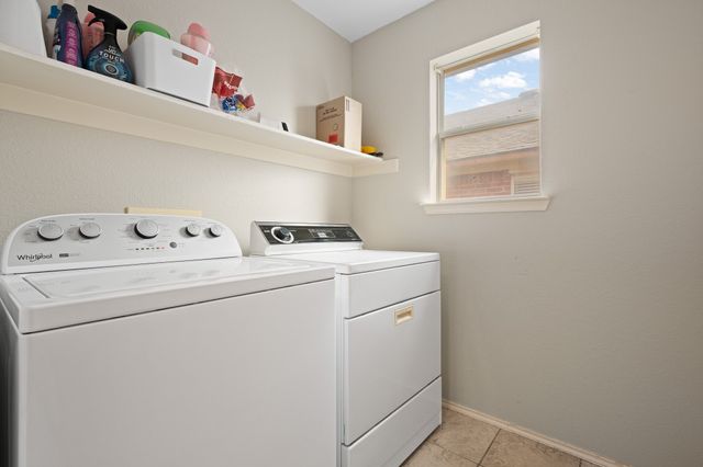 6716 Stockton Drive, Fort Worth, TX 76132